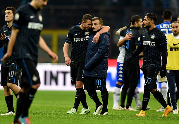 的支持下 的支持下