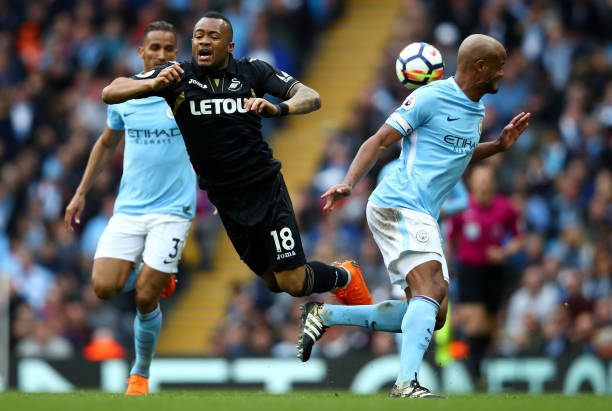 将苏亚雷斯 将苏亚雷斯