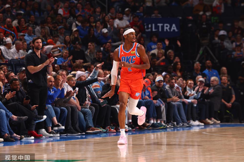 表现已经吸 表现已经吸